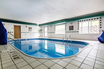 Hotel Comfort Suites (st. Joseph)