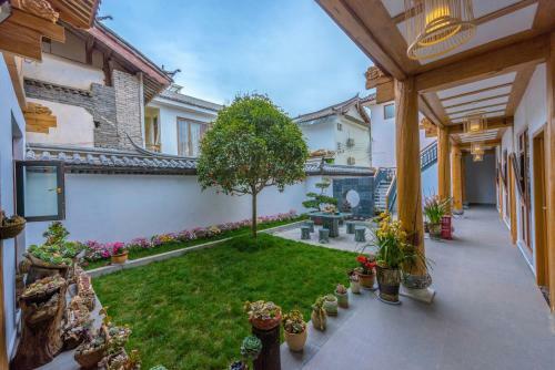 Hotel Lijiang Myhome Inn