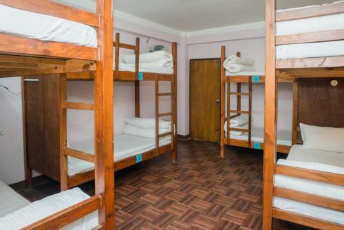 Albergue Famous House