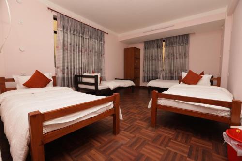 Albergue Famous House