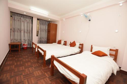 Albergue Famous House