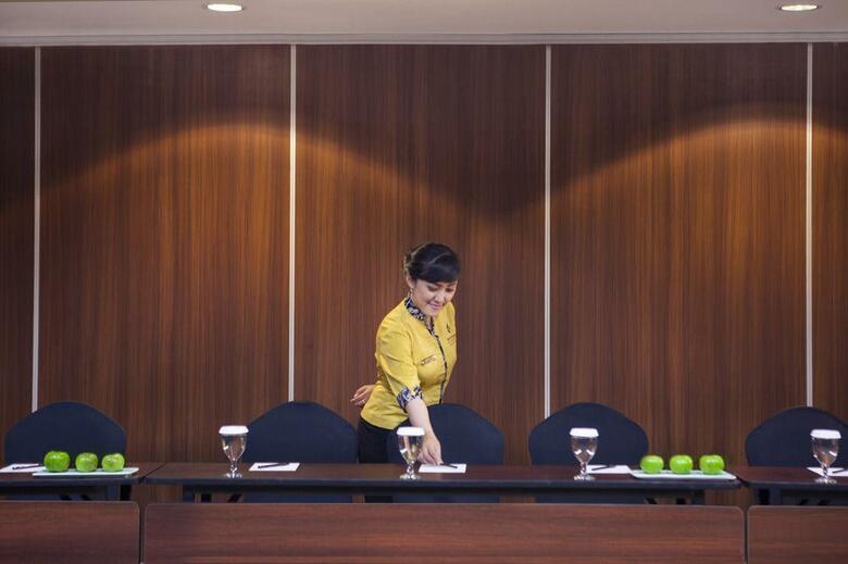 Grand Edge Hotel Semarang