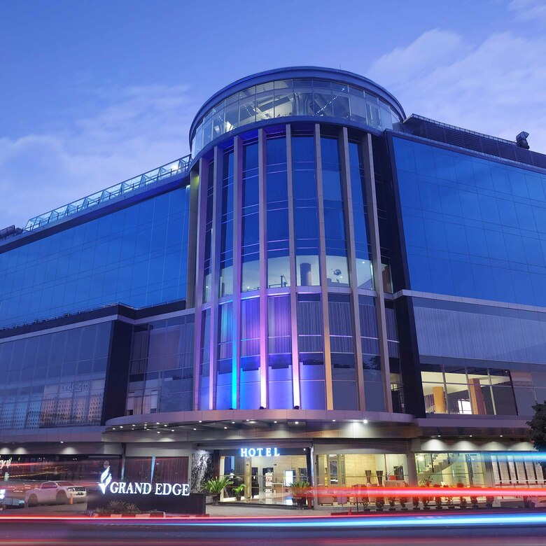 Grand Edge Hotel Semarang