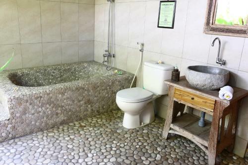 Lovina Beachhouse Villas