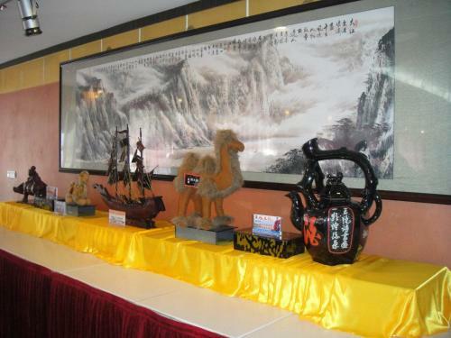 Dunhuang Grand Sun Hotel