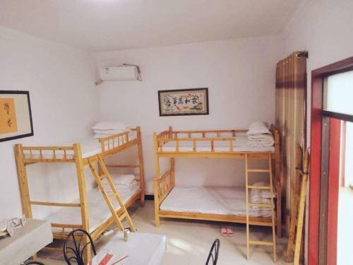 Dunhuang Han And Tang Dynasties Station Hostel