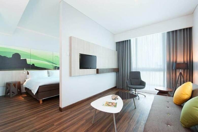 Hotel Ibis Styles Surabaya Jemursari