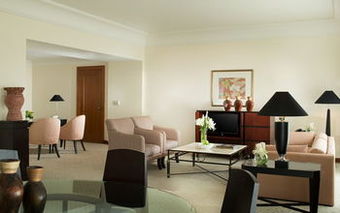 Hotel Bumi Surabaya City Resort