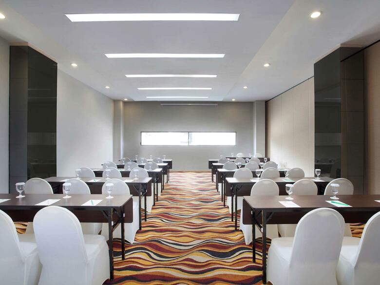 Hotel Ibis Styles Jakarta Airport