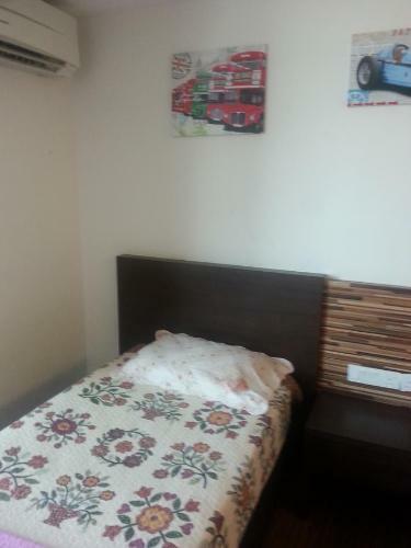Hostal Best Studio Guest House