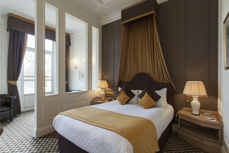 Hotel Thistle Hyde Park