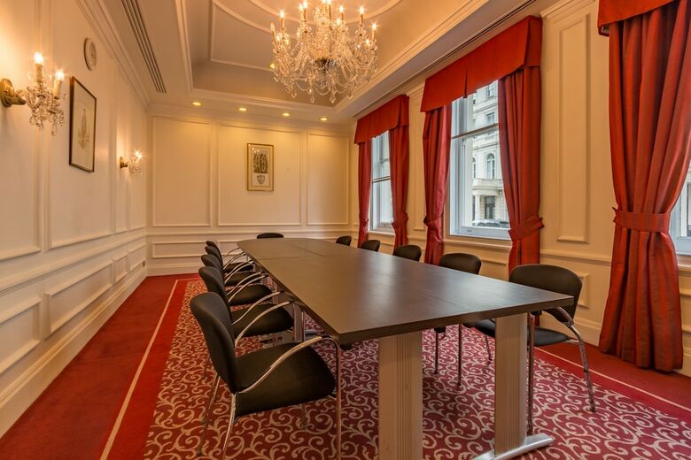 Hotel Thistle Hyde Park