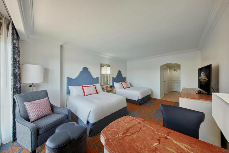 Hotel Loews Portofino Bay