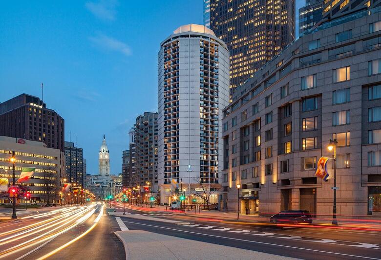 Hotel Embassy Suites Philadelphia - Center City