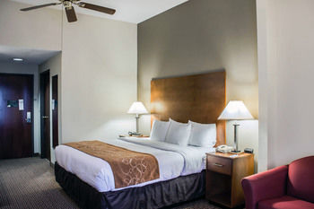 Hotel Comfort Suites (durham)