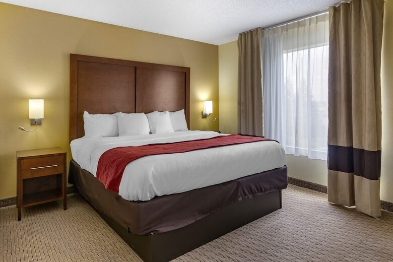 Hotel Comfort Inn