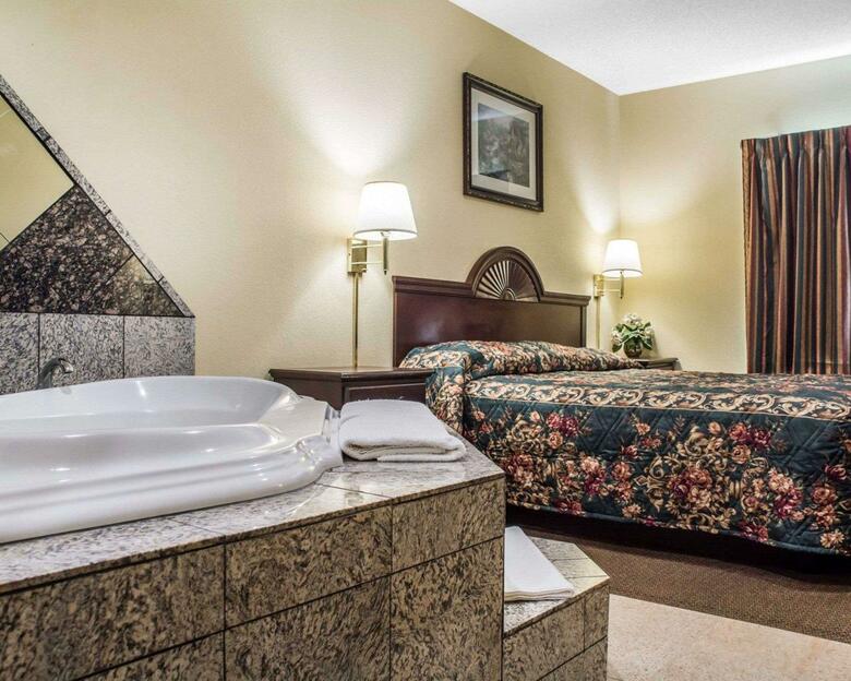 Hotel Econo Lodge Airport