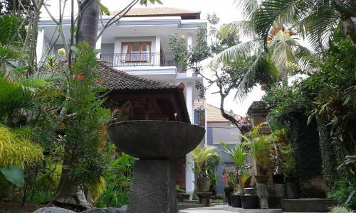 Hostal Mandia Bungalows