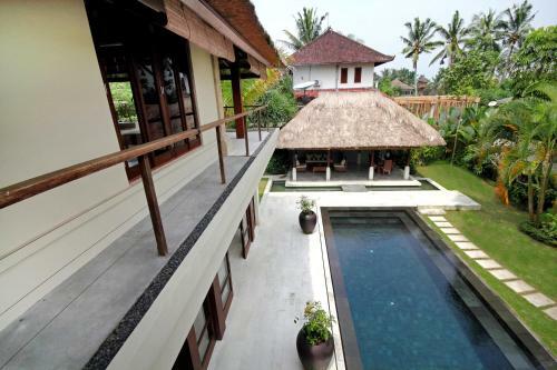 Villa Sayang Estate
