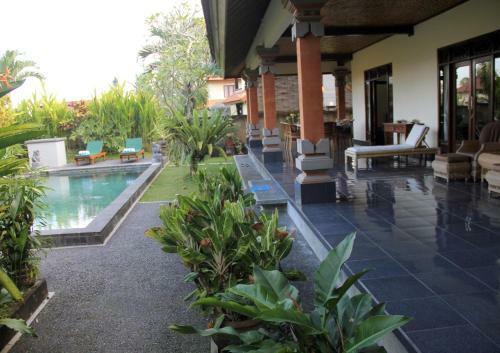 Hostal Nyoman Sandi Guest House