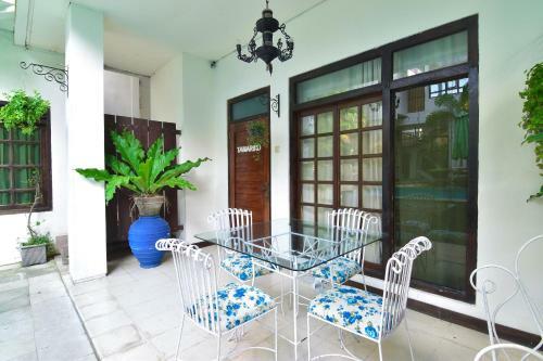 Hotel Tiga Lima Homestay