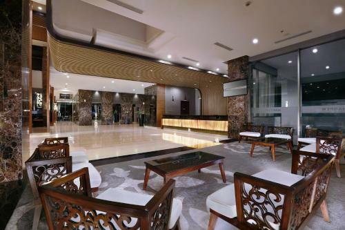 Hotel Harper Mangkubumi