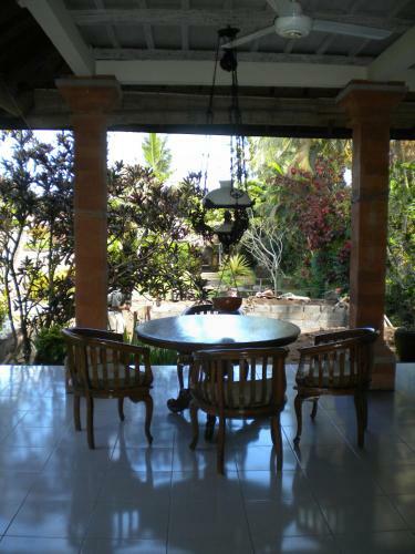 Villa Bali Breeze Bungalows