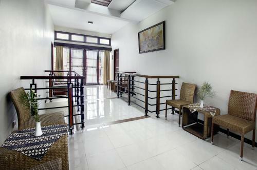 Hostal Omah Garuda Homestay