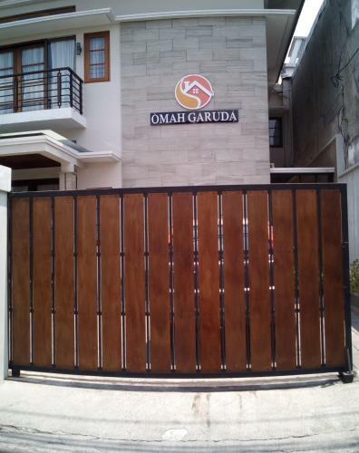 Hostal Omah Garuda Homestay