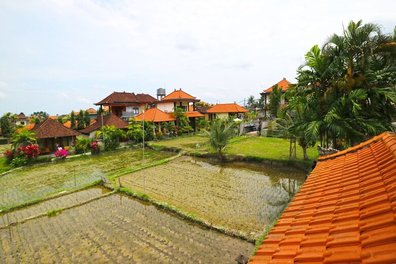 Hostal Puji Bungalow