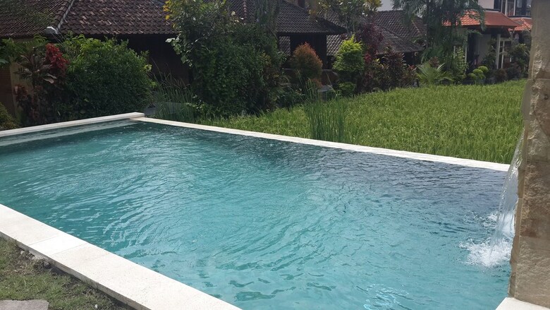 Hostal Puji Bungalow