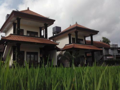 Hostal Puji Bungalow