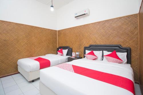 Hostal Oyo 524 Makuta Hotel