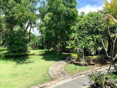 Hostal Tregge Surf Camp Uluwatu