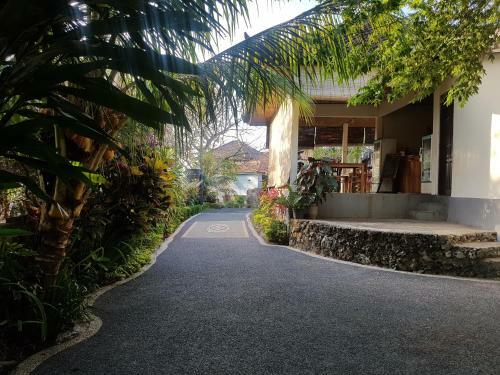 Hostal Tregge Surf Camp Uluwatu