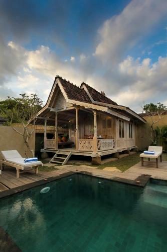 Villa Rumah Tyang