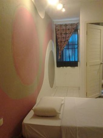 Hotel Furama Lodging House