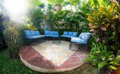 Hostal Uluwatu Surf House