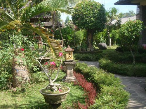 Hostal Gusti Home Stay Ubud