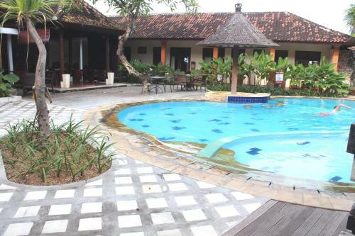 Indi Hotel