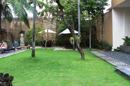 Indi Hotel