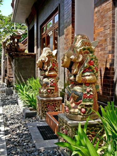 Pondok Narita