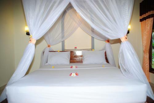 Bed & Breakfast Tiara Homestay Pemuteran Bali