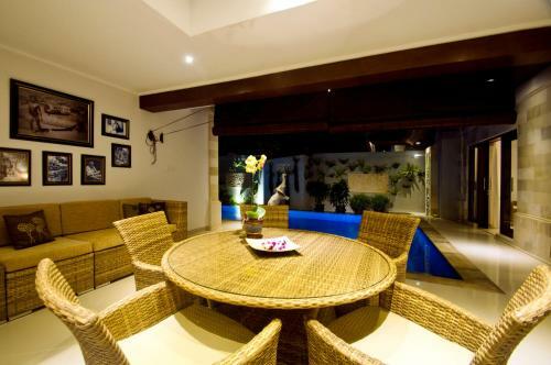 Taman Kesari Villas
