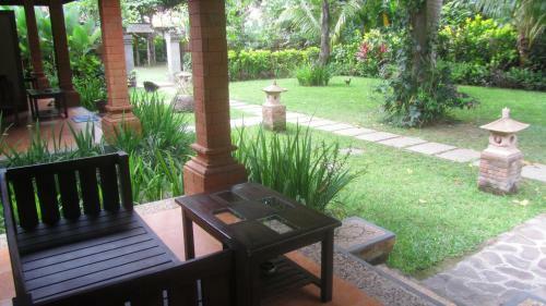 Hostal Badini Homestay Pemuteran Bali