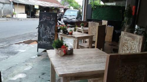 Sri Deva Guest House
