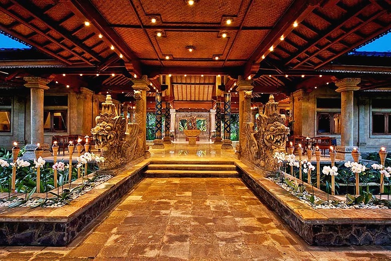 Hotel Matahari Beach Resort & Spa