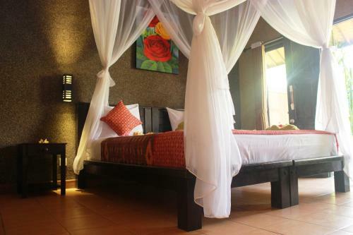 Hostal Mai Mondok Guest House