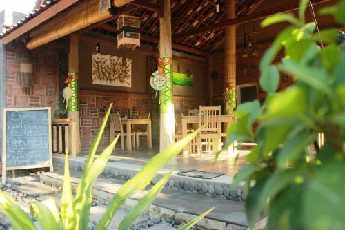 Hostal Mai Mondok Guest House