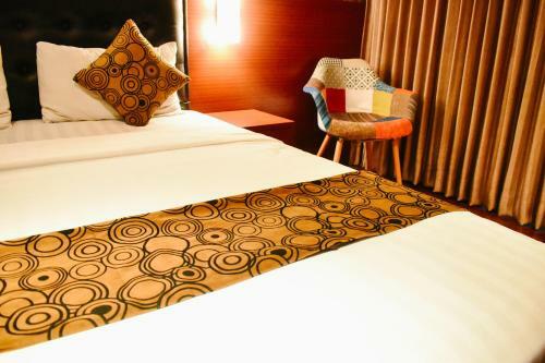 Hotel Sama Sama Suites & Restaurant